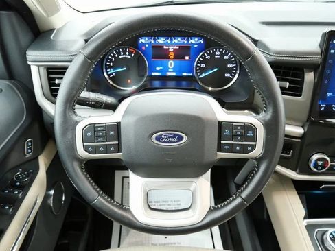 Used 2022 Ford Expedition XLT AWD/4WD image 39