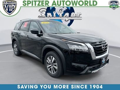Used 2023 Nissan Pathfinder SL