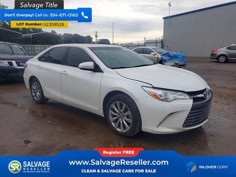 Used 2016 Toyota Camry XLE w/ Moonroof Package FWD image 5