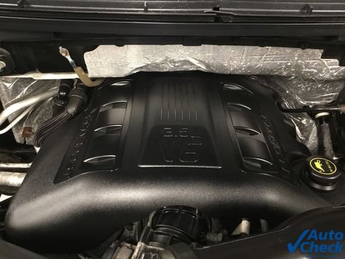 Used 2014 Ford F150 XLT w/ Equipment Group 302A Luxury AWD/4WD image 40