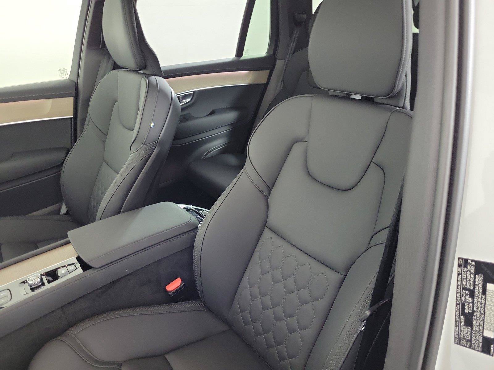 Certified 2025 Volvo XC90 T8 Plus w/ Protection Package Premier AWD/4WD image 20