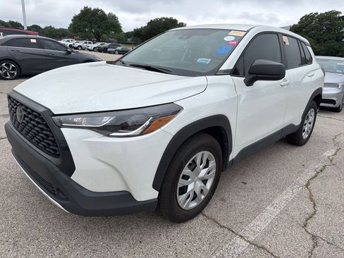 Used 2022 Toyota Corolla Cross L AWD/4WD image 1