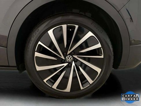 Used 2023 Volkswagen ID.4 Pro S Plus image 29