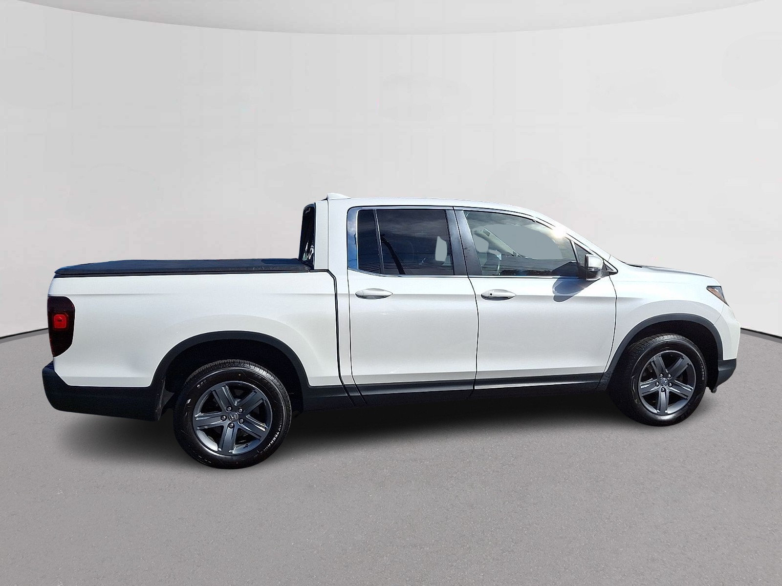 Certified 2023 Honda Ridgeline RTL image 12