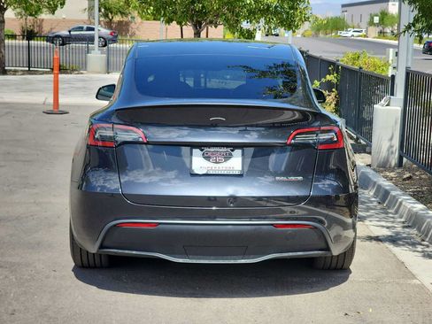 Used 2024 Tesla Model Y Performance AWD/4WD image 7