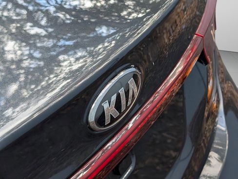 Used 2019 Kia Forte LXS image 21