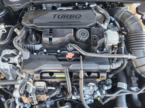 Certified 2025 Kia K4 GT-Line Turbo image 31
