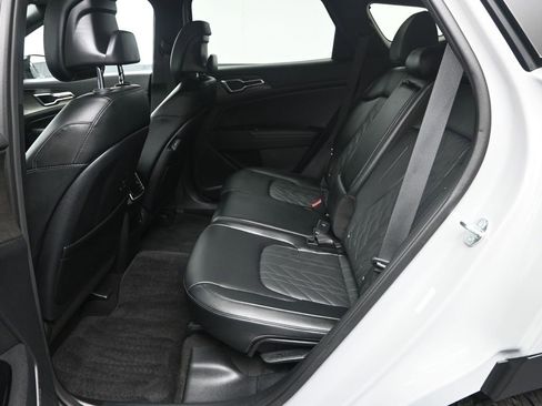 Certified 2025 Kia Sportage X-Pro image 32