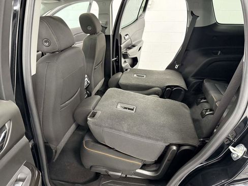 Used 2021 GMC Acadia AT4 w/ Trailering Package image 19