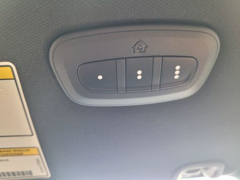 Used 2019 Jeep Cherokee High Altitude image 34