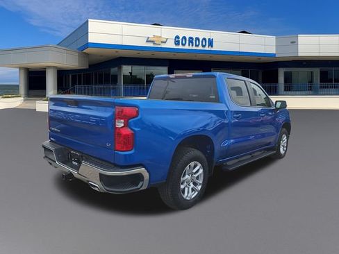 Used 2023 Chevrolet Silverado 1500 LT w/ Z71 Off-Road Package AWD/4WD image 6