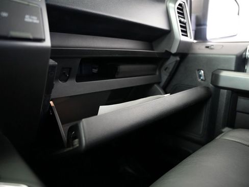Used 2016 Ford F150 XLT w/ Equipment Group 302A Luxury AWD/4WD image 48