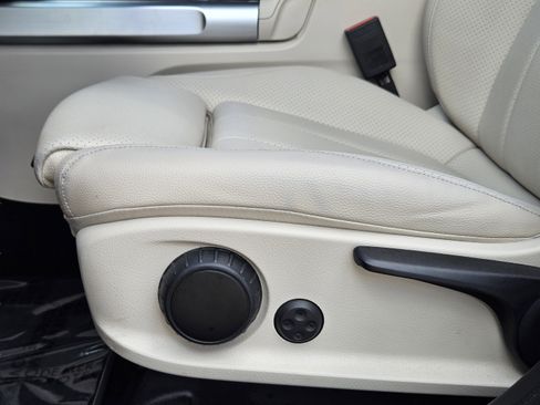 Certified 2022 Mercedes-Benz GLB 250 image 15