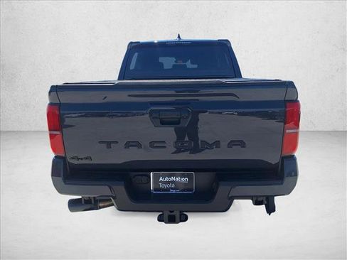 Used 2025 Toyota Tacoma TRD Off-Road AWD/4WD image 6