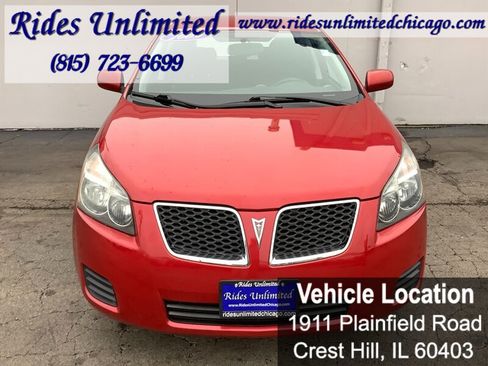 Used 2009 Pontiac Vibe w/ Preferred Package FWD image 3