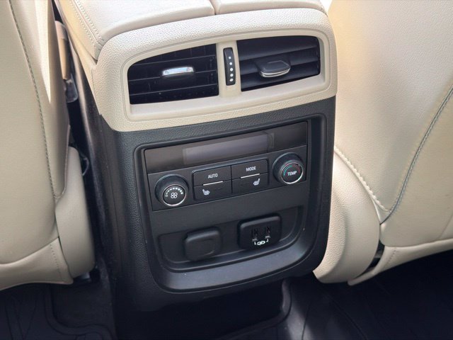 Used 2017 Buick Envision Essence FWD image 37
