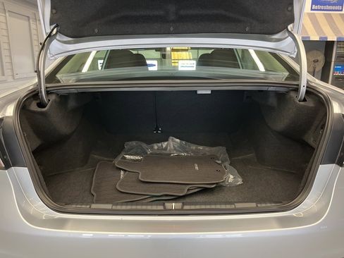 Certified 2025 Subaru Legacy image 31