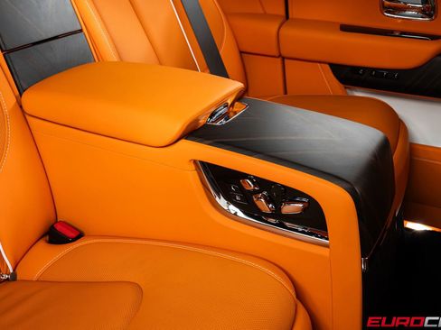 Used 2023 Rolls-Royce Cullinan image 43