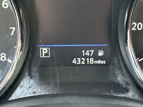 Certified 2020 Nissan Rogue SV w/ Premium Package FWD image 22