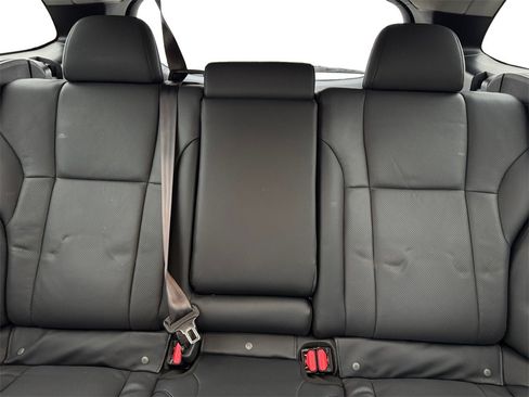 Used 2022 Subaru Outback Limited image 19