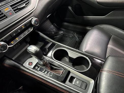 Used 2023 Nissan Altima 2.5 SR AWD/4WD image 21