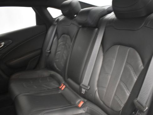 Used 2015 Chrysler 200 S w/ Navigation & Sound Group I image 28