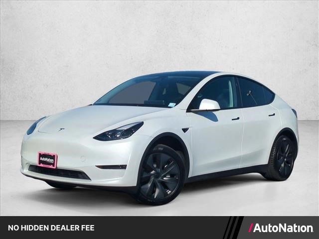 Used 2024 Tesla Model Y Long Range RWD image 1
