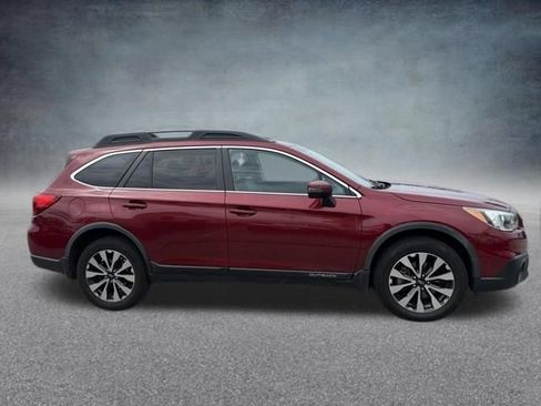 Used 2016 Subaru Outback 2.5i Limited AWD/4WD image 6