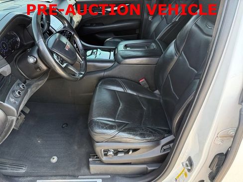Used 2016 Cadillac Escalade ESV Platinum AWD/4WD image 10