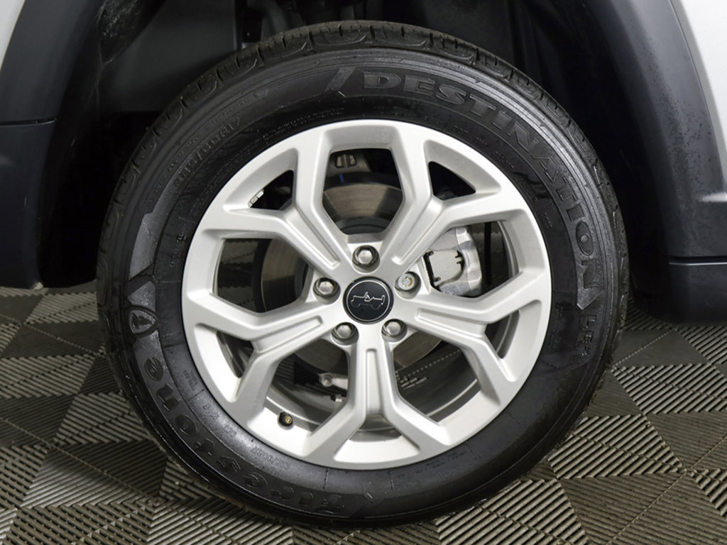 Used 2025 Jeep Compass Sport AWD/4WD image 19