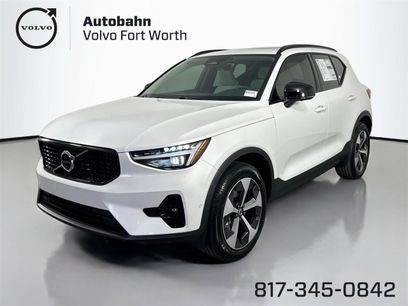 New 2025 Volvo XC40 B5 Plus w/ Protection Package Premier