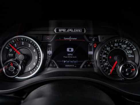 Used 2021 RAM 1500 Lone Star w/ Built-to-serve Edition image 19