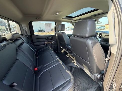 Used 2020 Chevrolet Silverado 1500 LT Trail Boss w/ Midnight Edition image 27