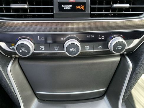 Used 2020 Honda Accord Sport image 23