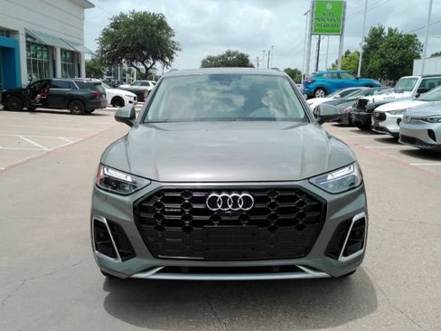 Used 2023 Audi Q5 2.0T Premium Plus w/ Premium Plus Package AWD/4WD image 3