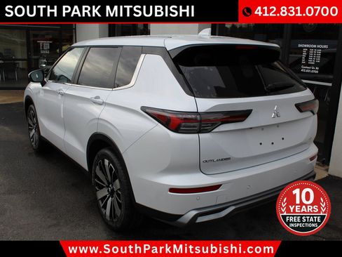 New 2026 Mitsubishi Outlander SE image 7