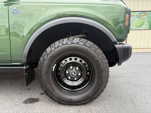 Used 2023 Ford Bronco Black Diamond AWD/4WD image 18