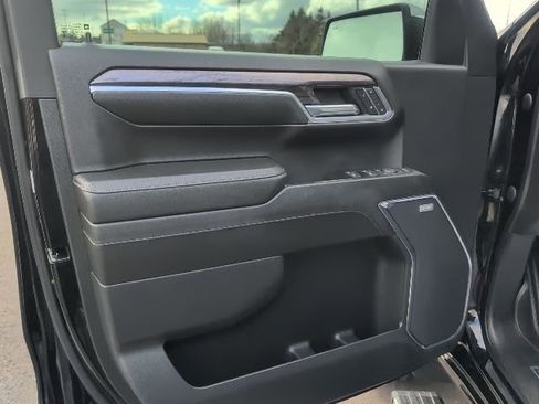 Used 2023 Chevrolet Silverado 1500 LTZ w/ LTZ Premium Package image 26