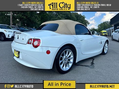 Used 2005 BMW Z4 2.5i image 7