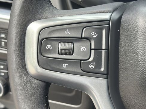 Used 2023 Chevrolet Tahoe Z71 w/ Luxury Package AWD/4WD image 14