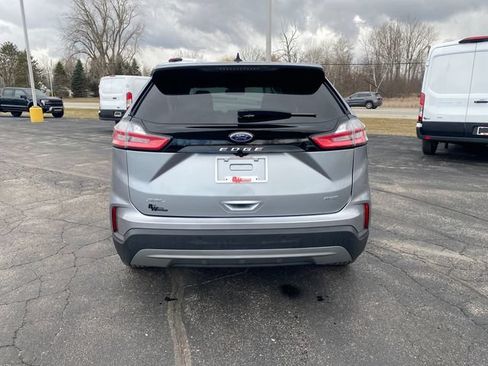 Used 2024 Ford Edge SEL AWD/4WD image 6