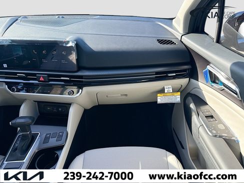 New 2026 Kia Sportage EX image 18