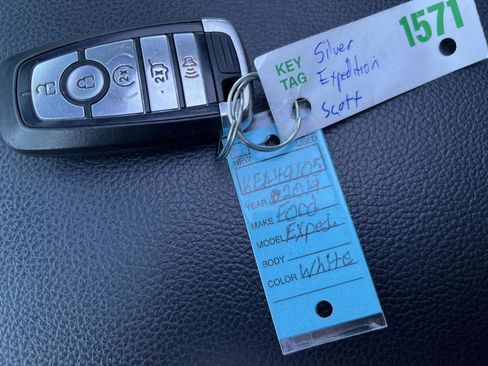 Used 2019 Ford Expedition Limited w/ Equipment Group 301A image 33