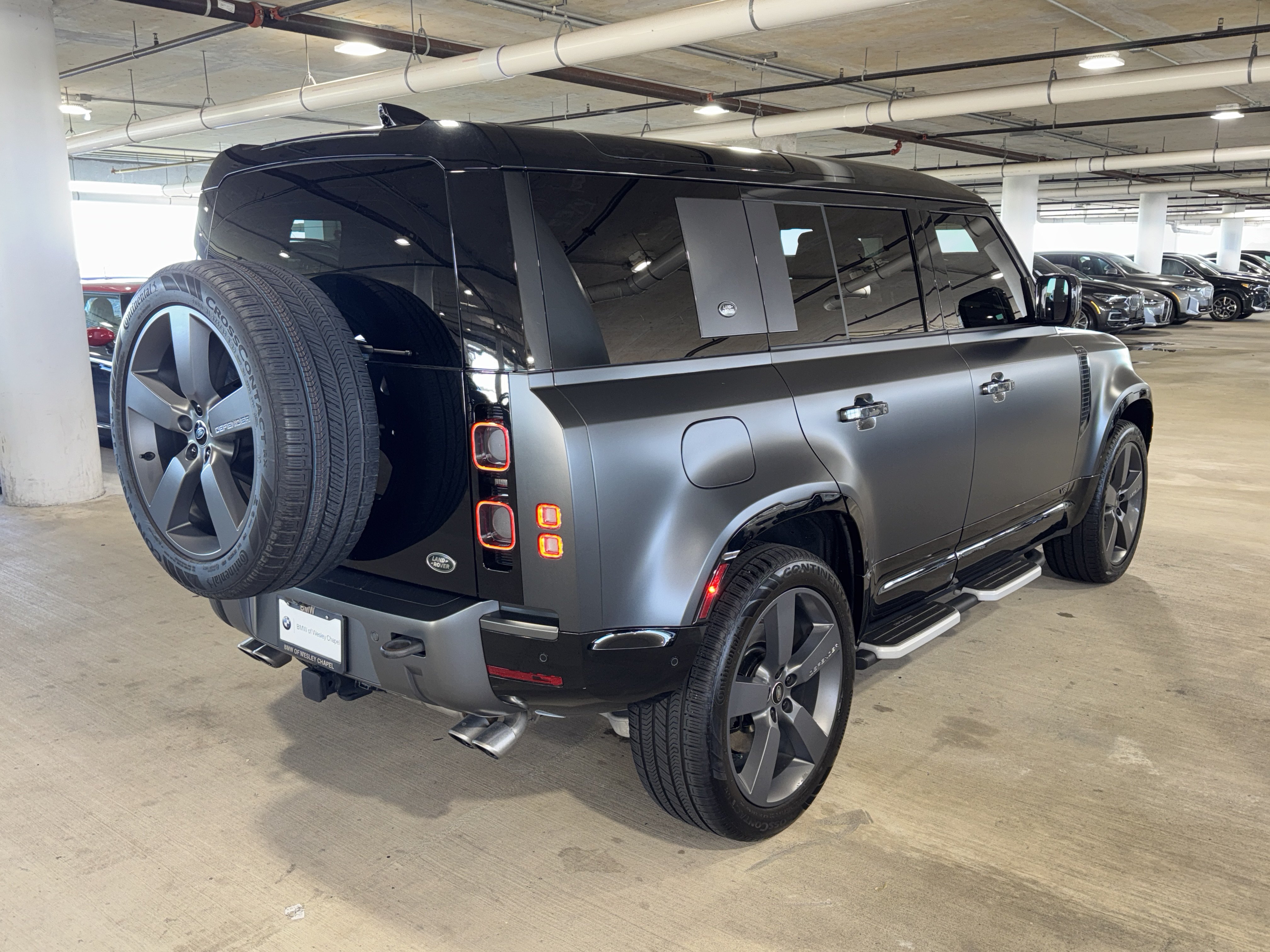 Used 2023 Land Rover Defender 110 V8 AWD/4WD image 8