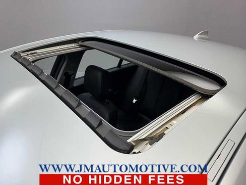 Used 2015 BMW 328i xDrive Sedan image 11