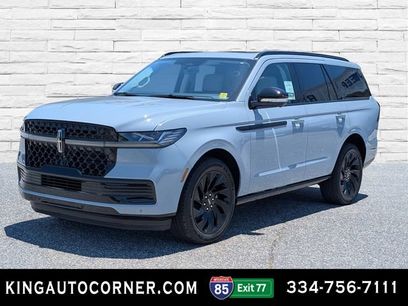 New 2026 Lincoln Navigator Reserve w/ Jet Appearance Package