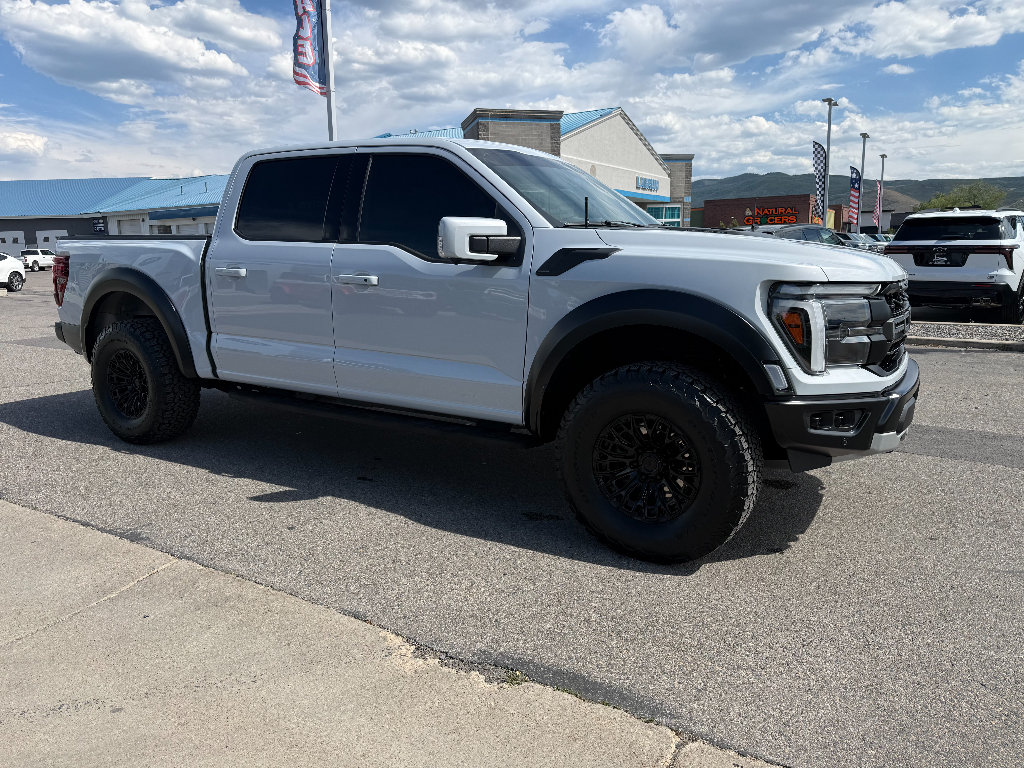 Used 2025 Ford F150 Raptor AWD/4WD image 3