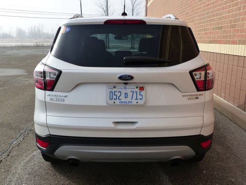 Used 2017 Ford Escape Titanium image 8