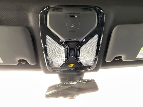 Certified 2022 BMW 330i Sedan w/ Premium Package 2 image 19