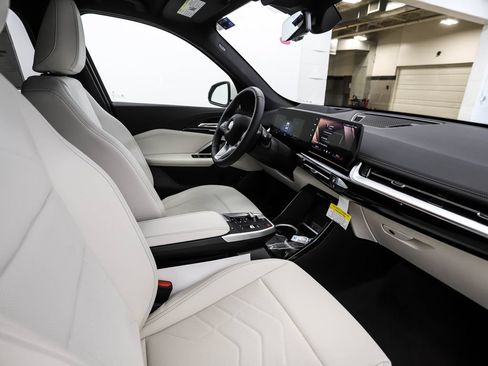 New 2026 BMW X1 xDrive28i w/ Technology Package AWD/4WD image 30